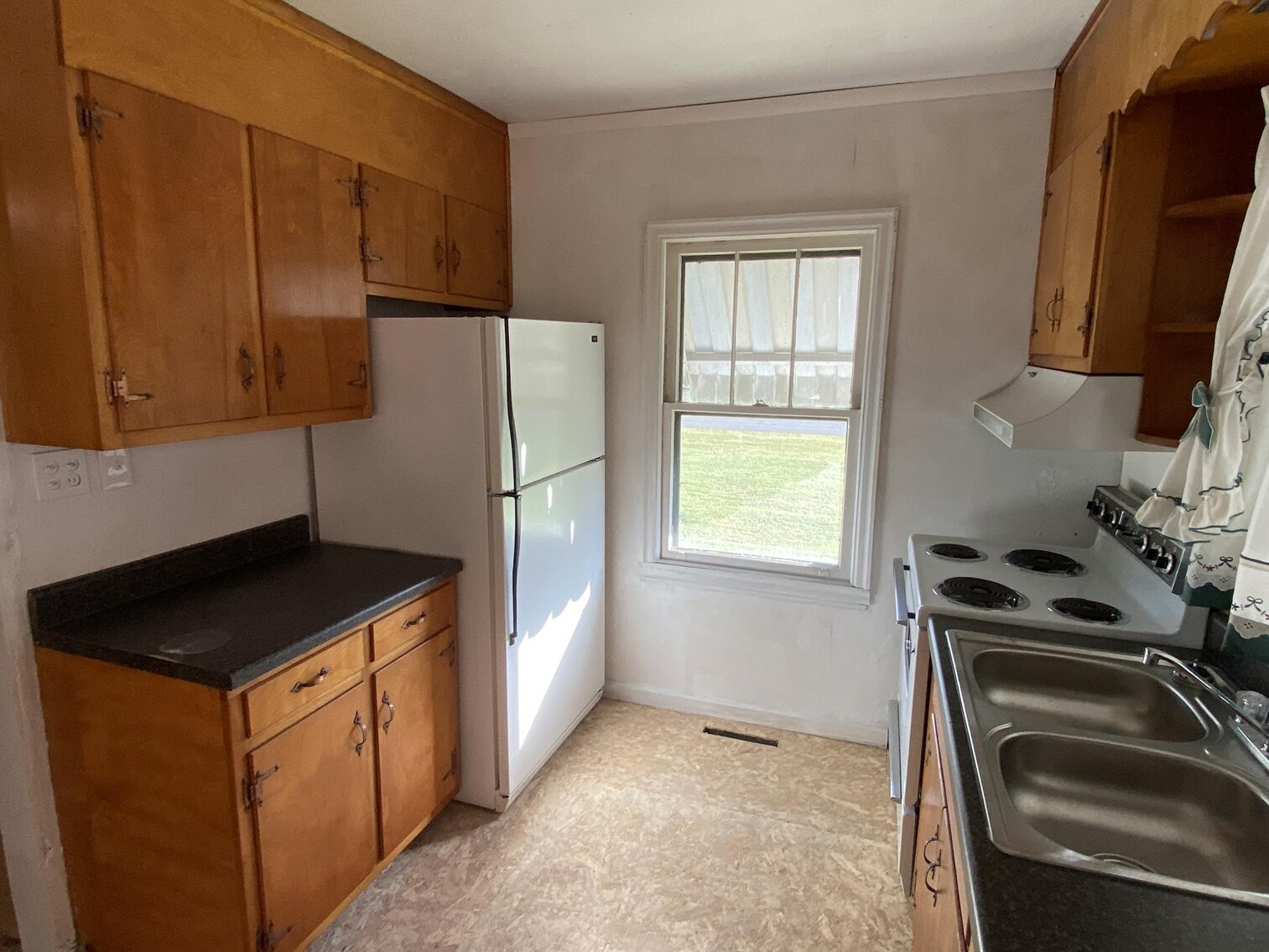 Image for SOLD $79,200 - Clean 3 Bedroom in Saint Albans