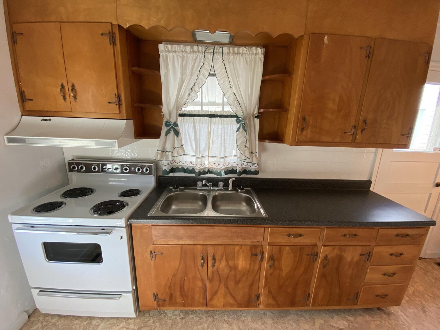 Image for SOLD $79,200 - Clean 3 Bedroom in Saint Albans