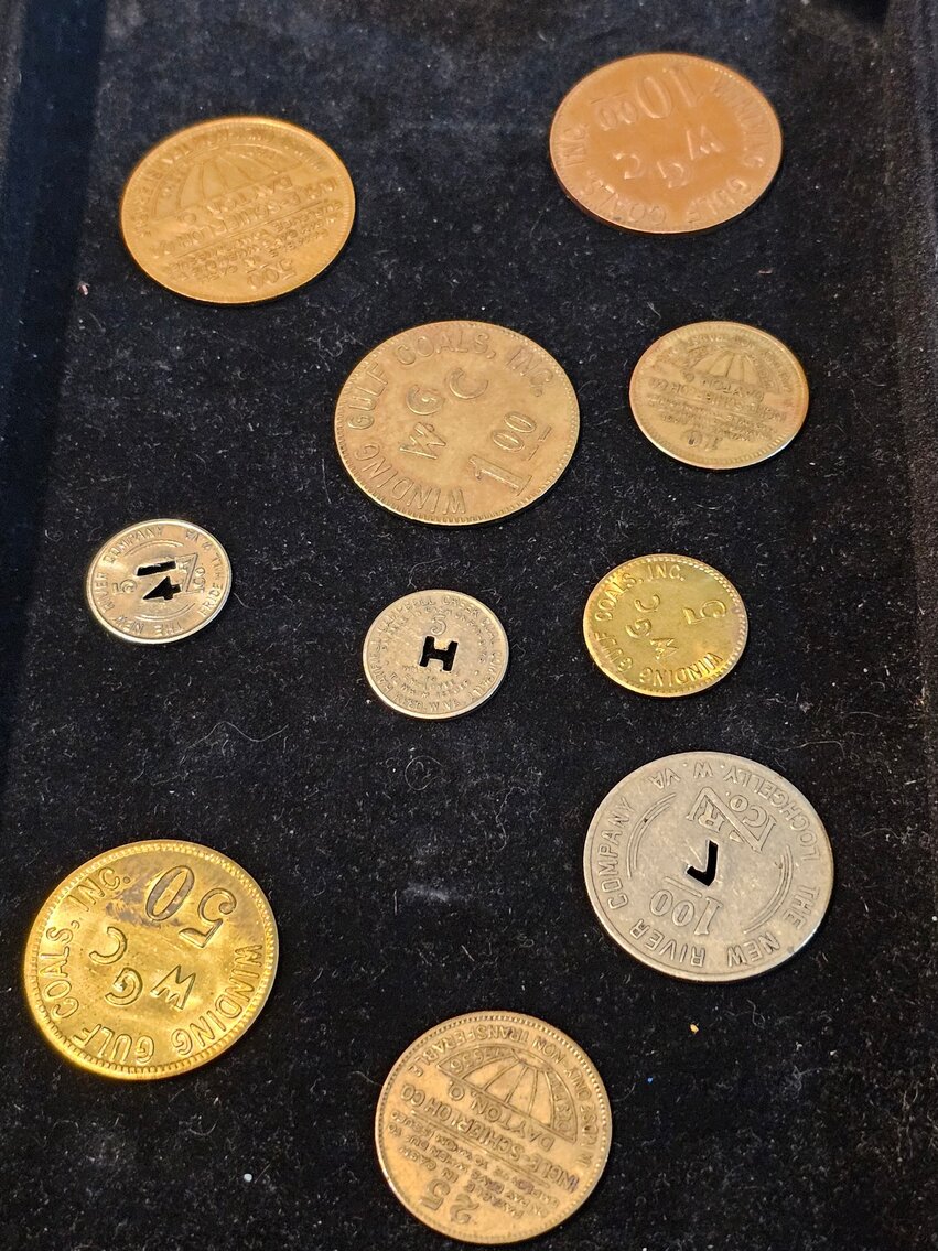 Image for St Albans, WV – Jewelry, Coins, Knives, German Items and More!