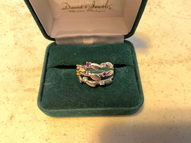 Image for (Monroe MI) Jewelry, Coins, Currency, Ford Taurus, Tools, Furniture (Albain Rd.)