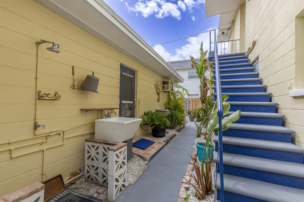 Image for 644 72 Ave , St Pete Beach FL 33706