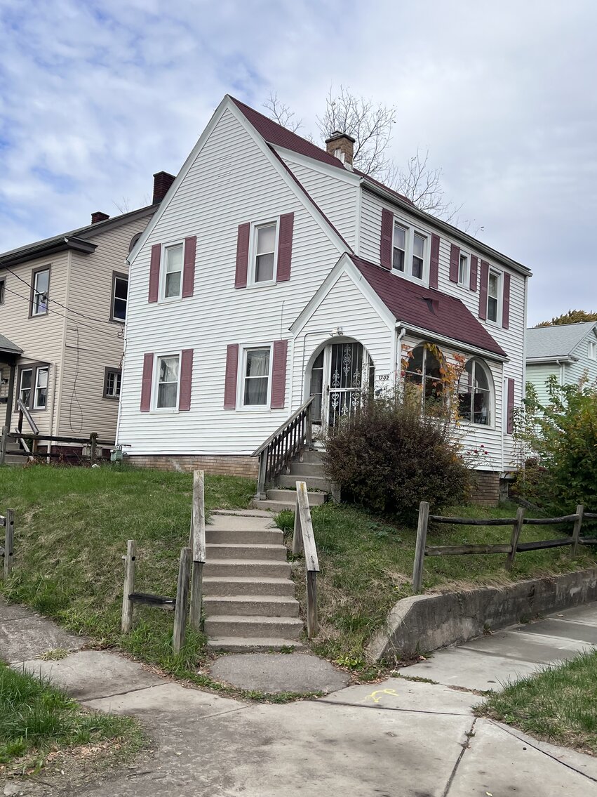 Image for MINIMUM BID AUCTION $15,000! 1702 Grand Ave