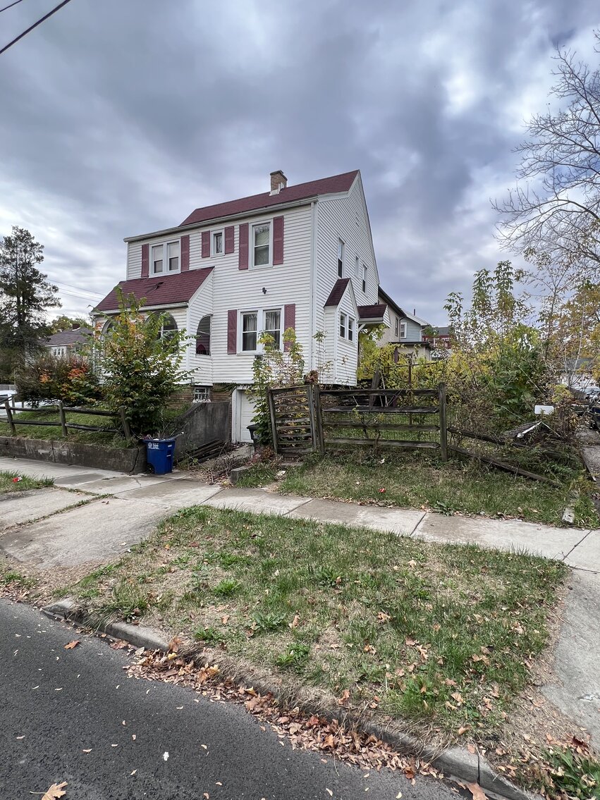 Image for MINIMUM BID AUCTION $15,000! 1702 Grand Ave