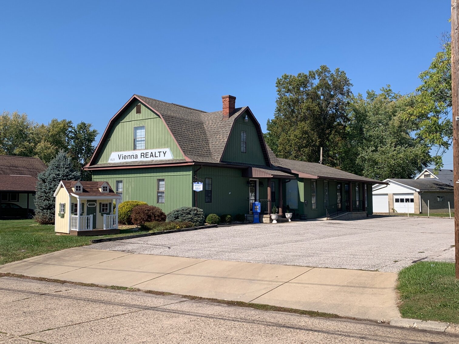 Image for SOLD $214,500 - Multi-Use Commercial Building in Vienna