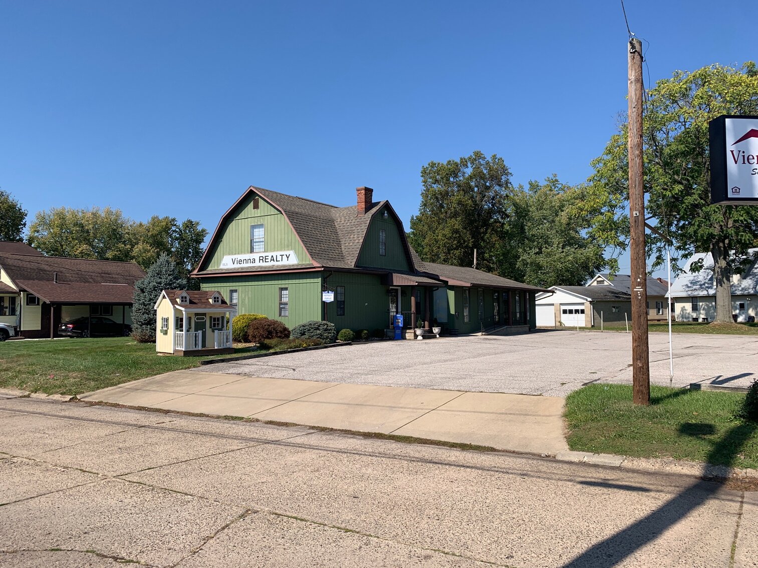 Image for SOLD $214,500 - Multi-Use Commercial Building in Vienna