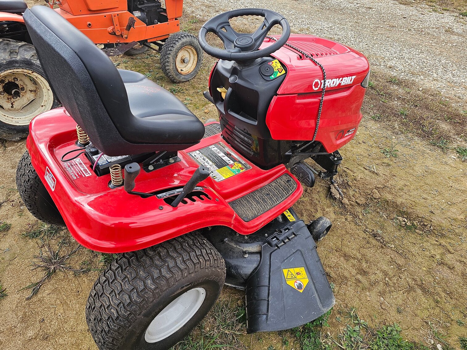 Image for Milton, WV – Vehicles, Tools, Antiques, Furniture, Coins, Case XX Knives, and more!