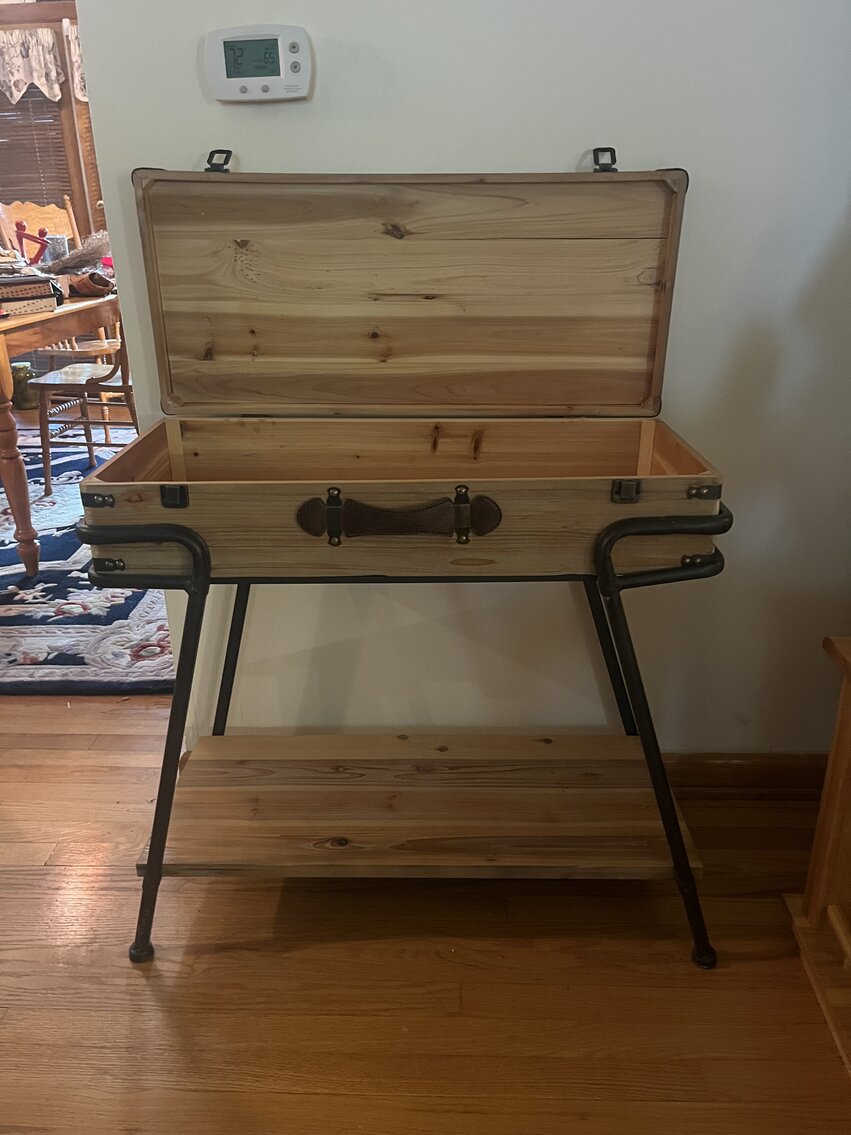 Image for Charleston, WV – Amish Furniture, Collectibles, Home Decorations, and More!