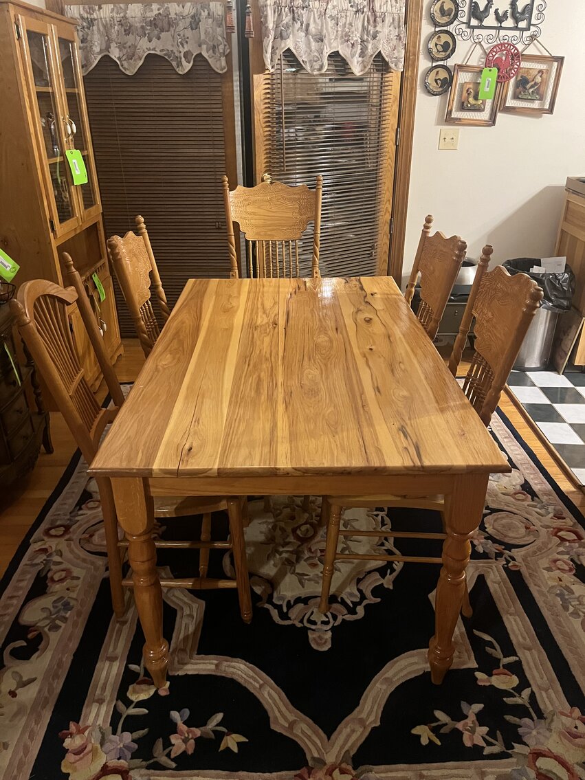 Image for Charleston, WV – Amish Furniture, Collectibles, Home Decorations, and More!