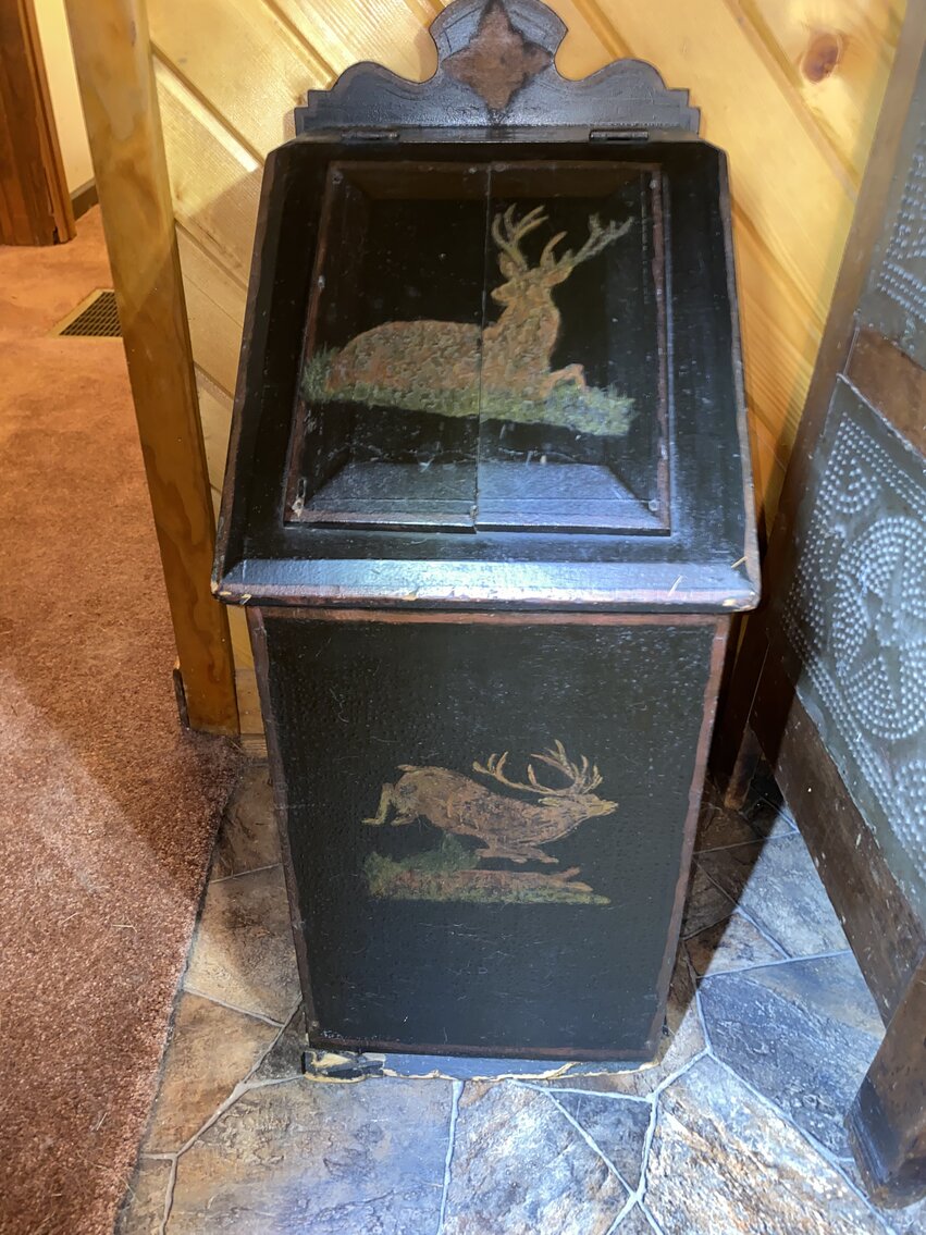 Image for Mannington, WV – Glassware, Antiques, Collectibles, Furniture, Household Goods, and More!