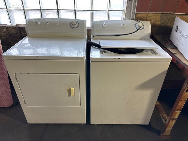 Image for Maple Leaf Circle Auction