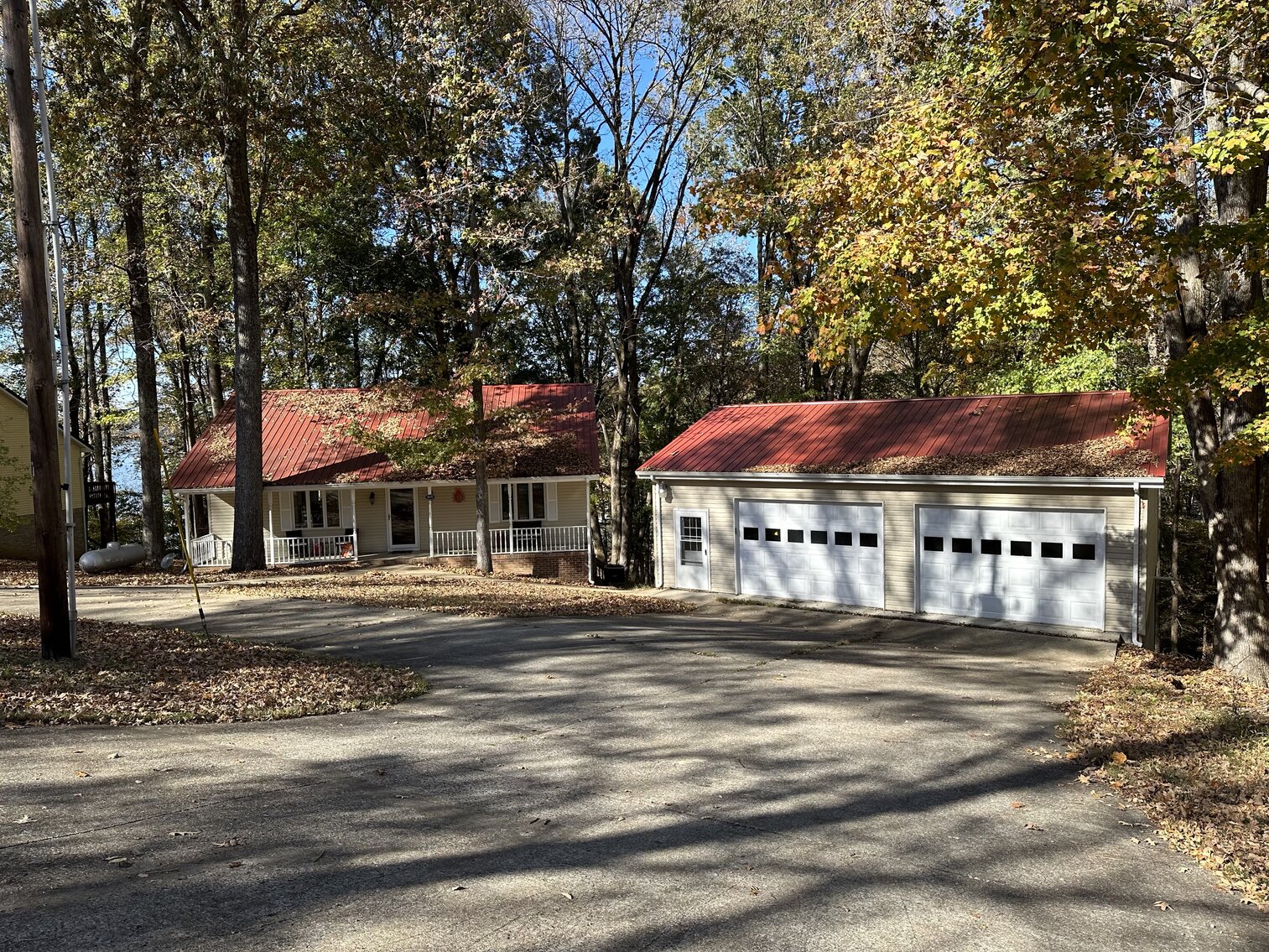 2 Lake Barkley Waterfront Homes with Dock