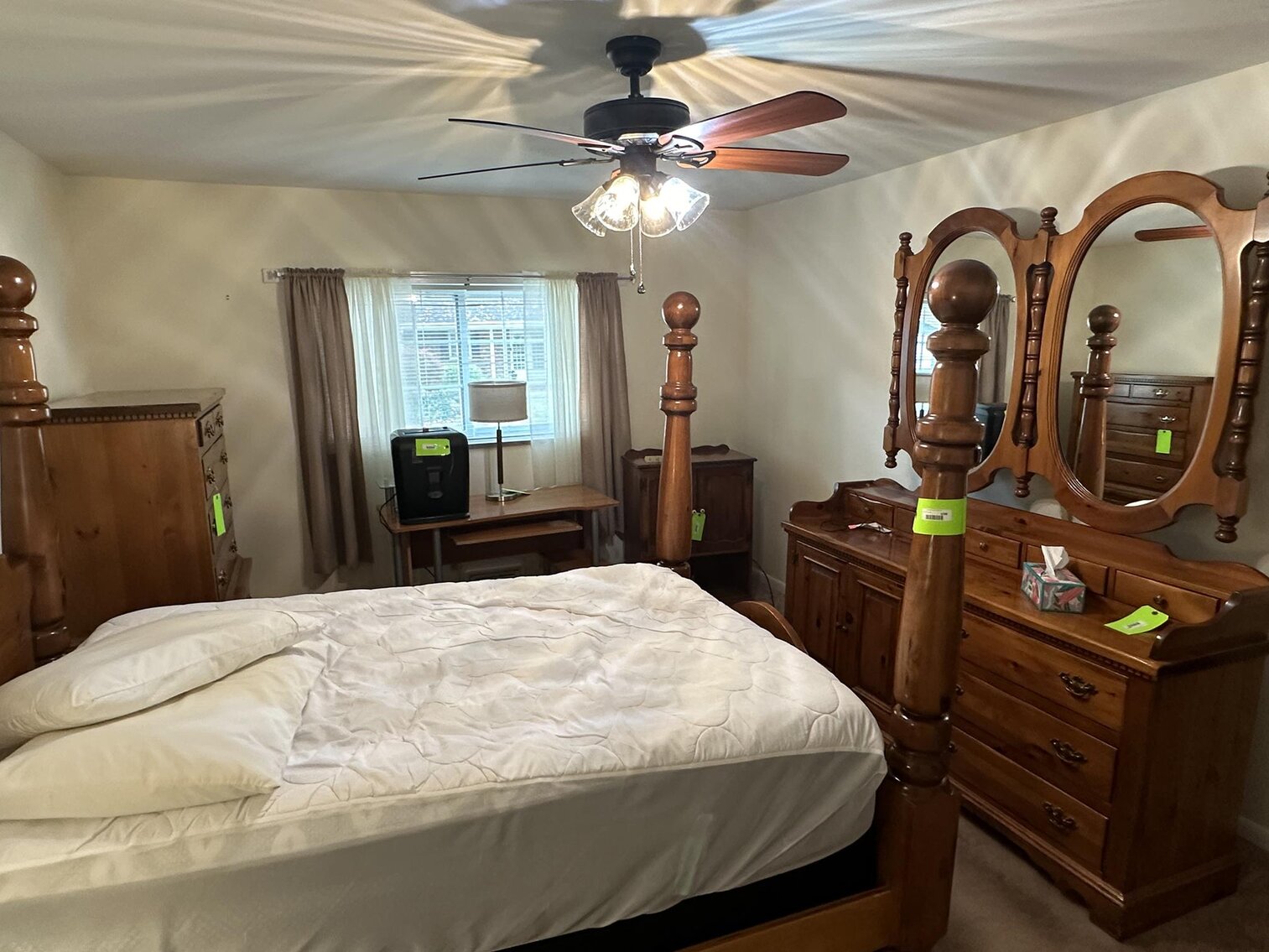 Image for SOLD $181,500 - Spacious 3 Bedroom Brick Ranch in Saint Albans