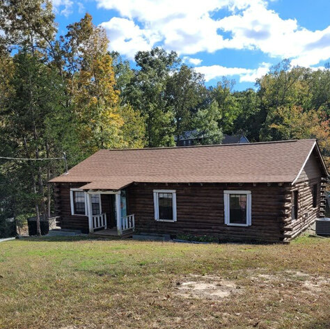 Image for Estate Auction: Barber Estate: Cabin on Grand Valley Lake, Saulsbury, TN 38067