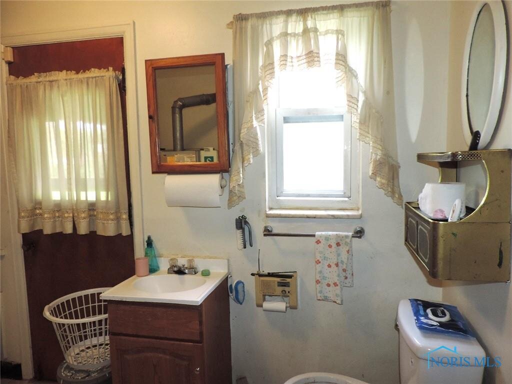 Image for MINIMUM BID AUCTION $125,000! 4008 Arnelle Dr