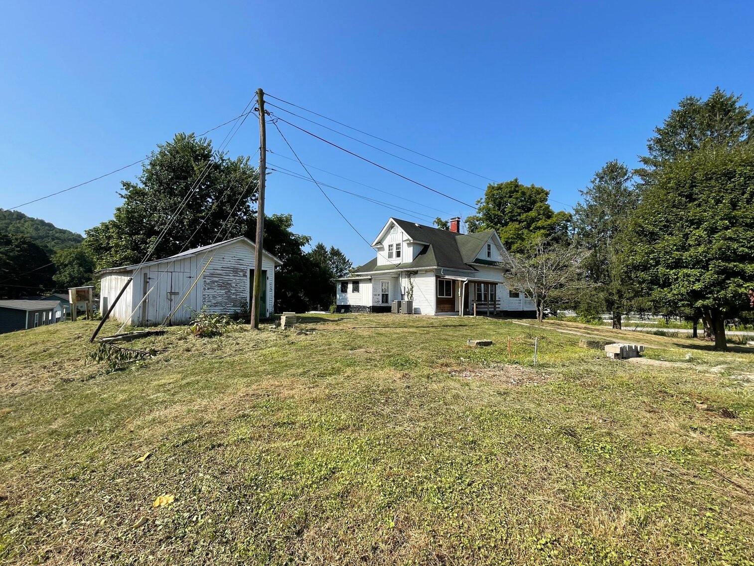 Image for 3 Bedroom Farmhouse with Multiple Outbuildings in Lesage