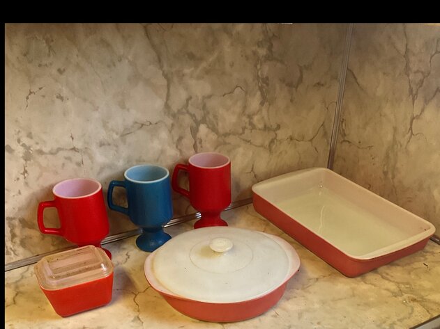 Image for (Toledo OH) Coins, Jewelry, Pottery, Furniture, Glassware, Pyrex (Atlantic Ave)