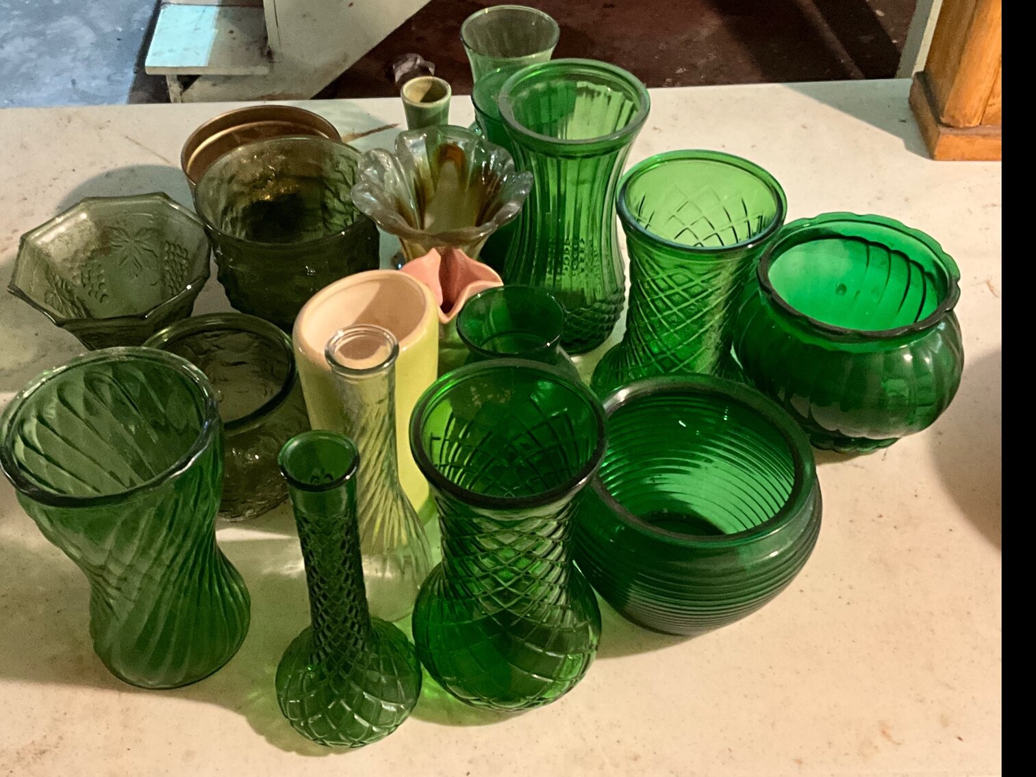 Image for (Toledo OH) Coins, Jewelry, Pottery, Furniture, Glassware, Pyrex (Atlantic Ave)