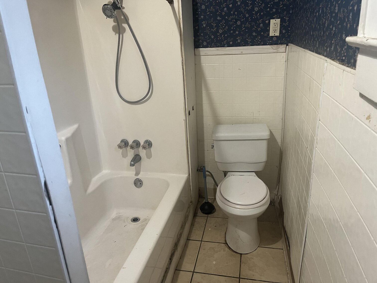 Image for SOLD $35,200 - 3 Bedroom in Charleston Selling to the Highest Bidder