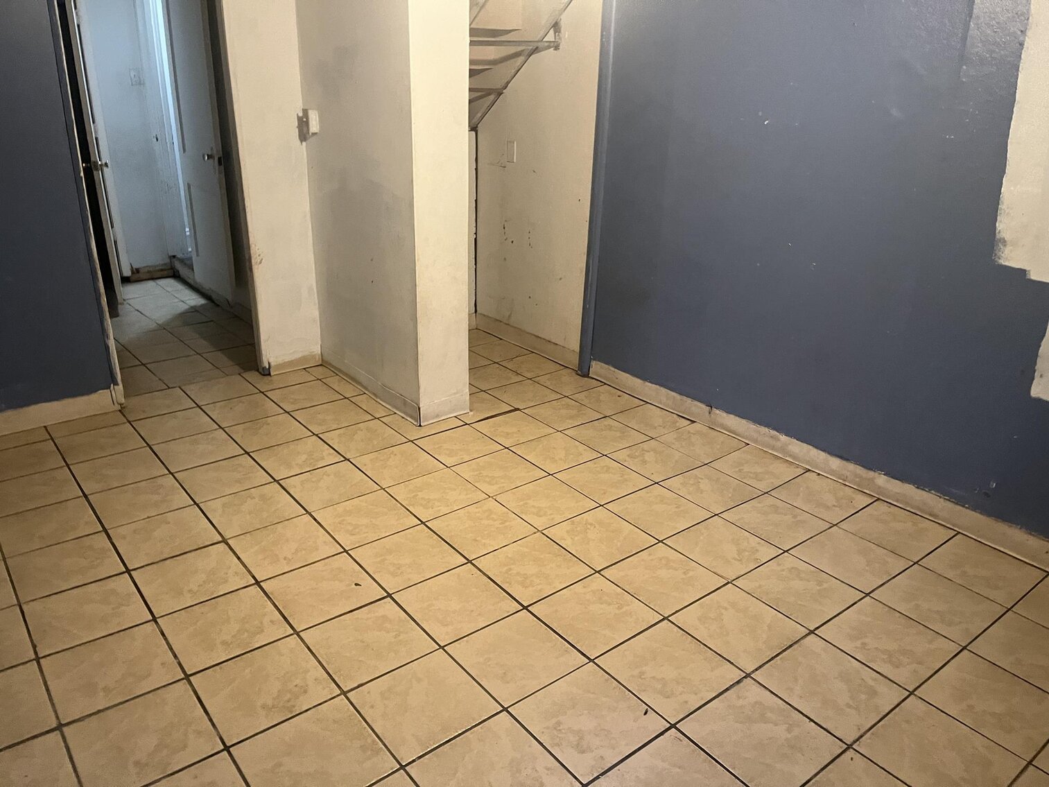 Image for SOLD $35,200 - 3 Bedroom in Charleston Selling to the Highest Bidder