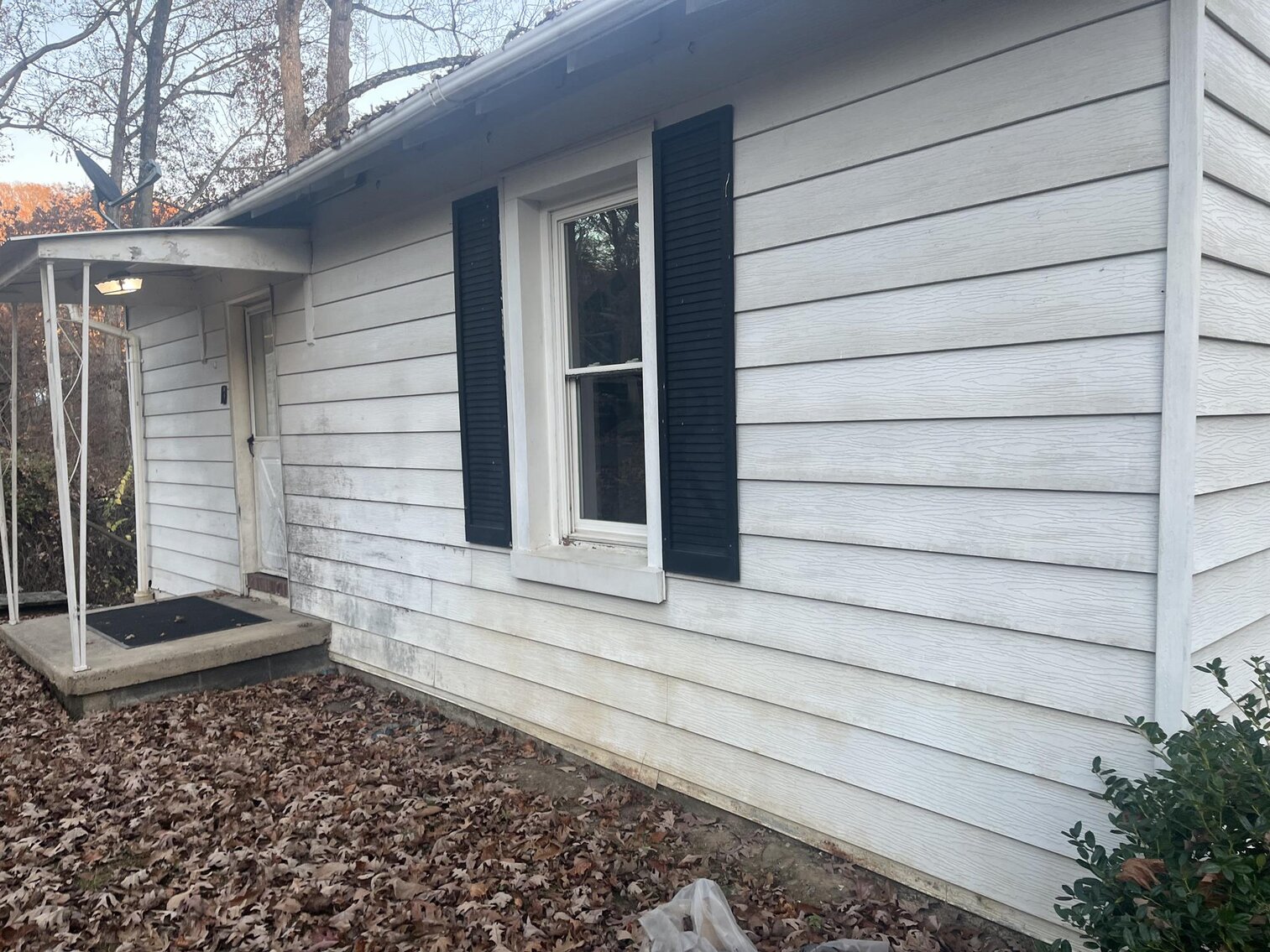 Image for SOLD $35,200 - 3 Bedroom in Charleston Selling to the Highest Bidder