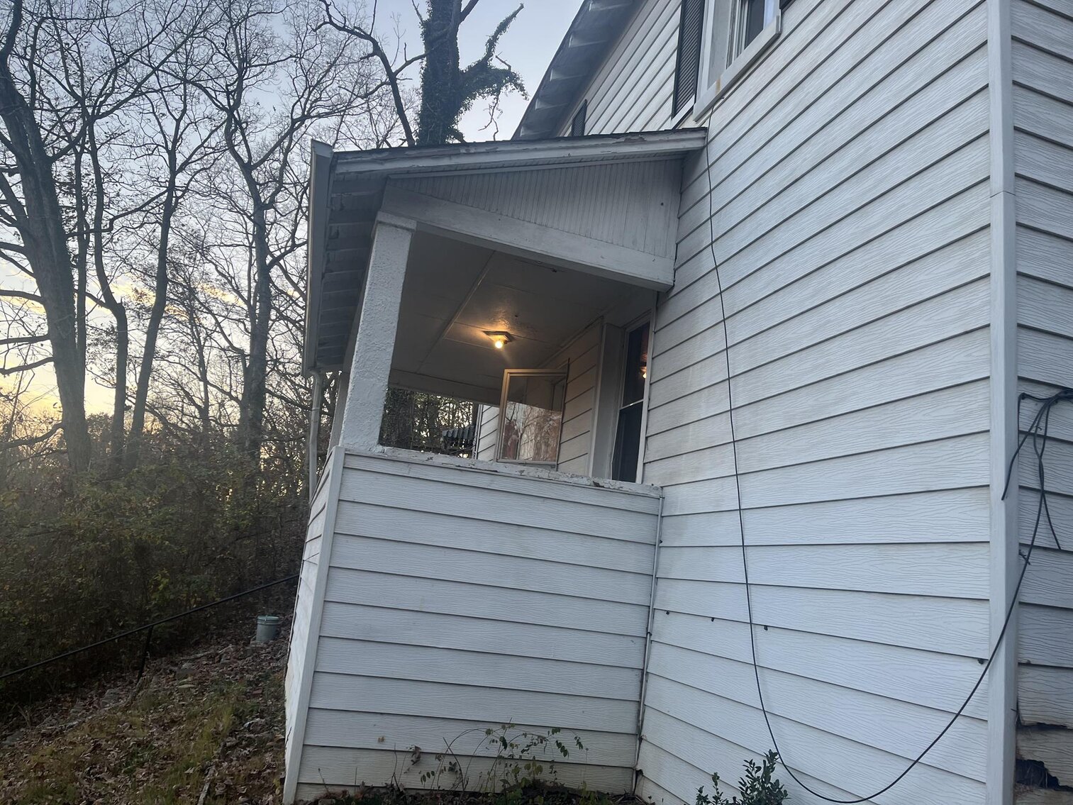 Image for SOLD $35,200 - 3 Bedroom in Charleston Selling to the Highest Bidder