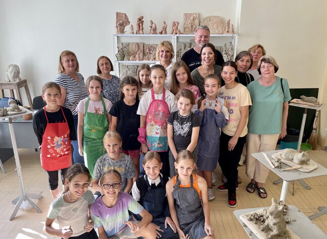 Image for Ukranian Teenage Art Auction