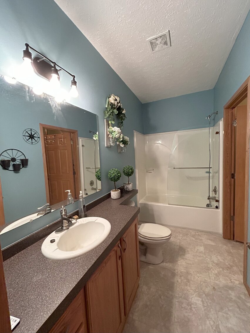 Image for 4-Bedroom, 2 Bathroom Family Home in Marion, IL
