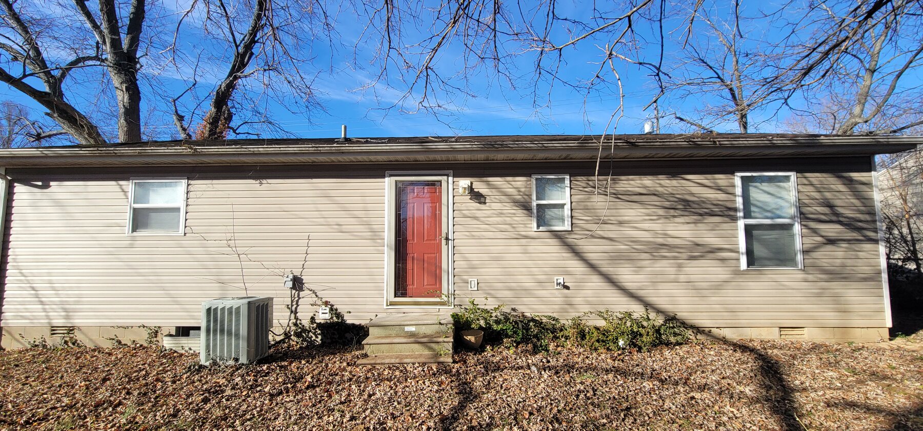 Image for Your Next Project Awaits: 3-Bed Marion Home Online Only Auction