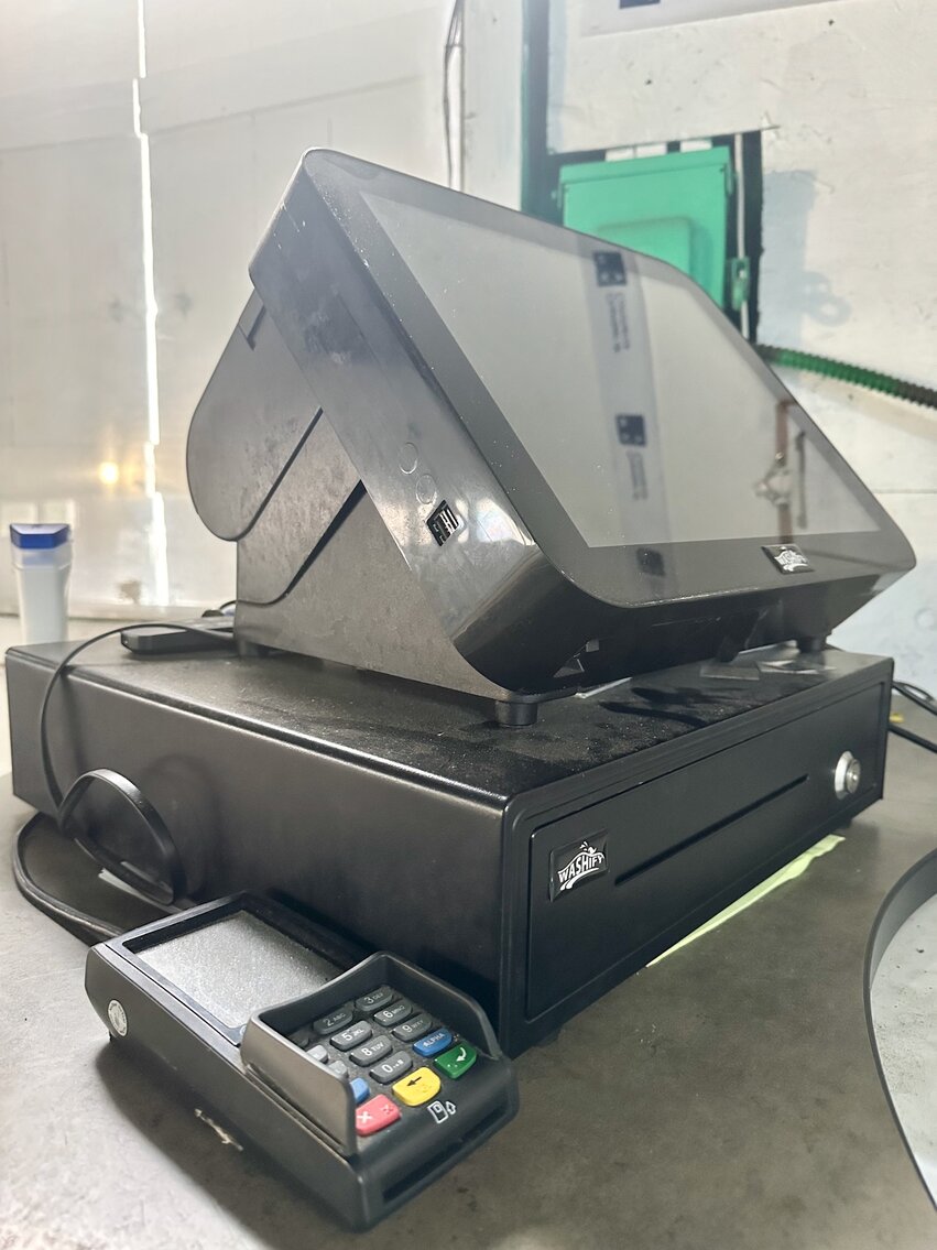 Image for Newer Car Wash Equipment Auction