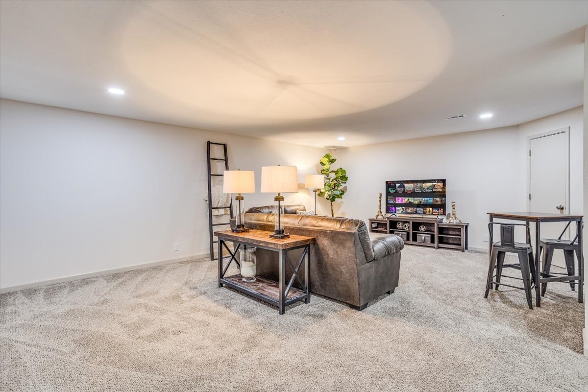 Image for 819 S Lindberg Cir, Wichita, KS 67207