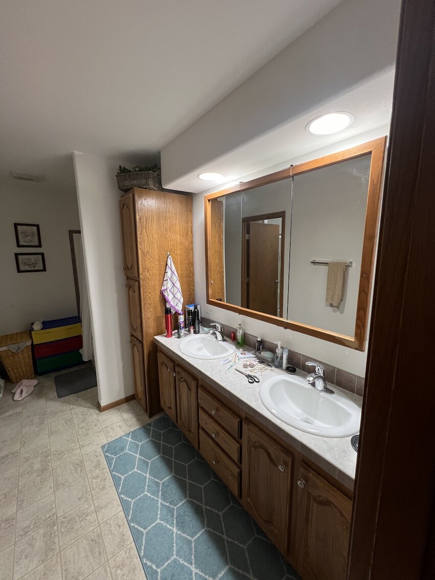 Image for Beautiful Country Home Auction price $220,000