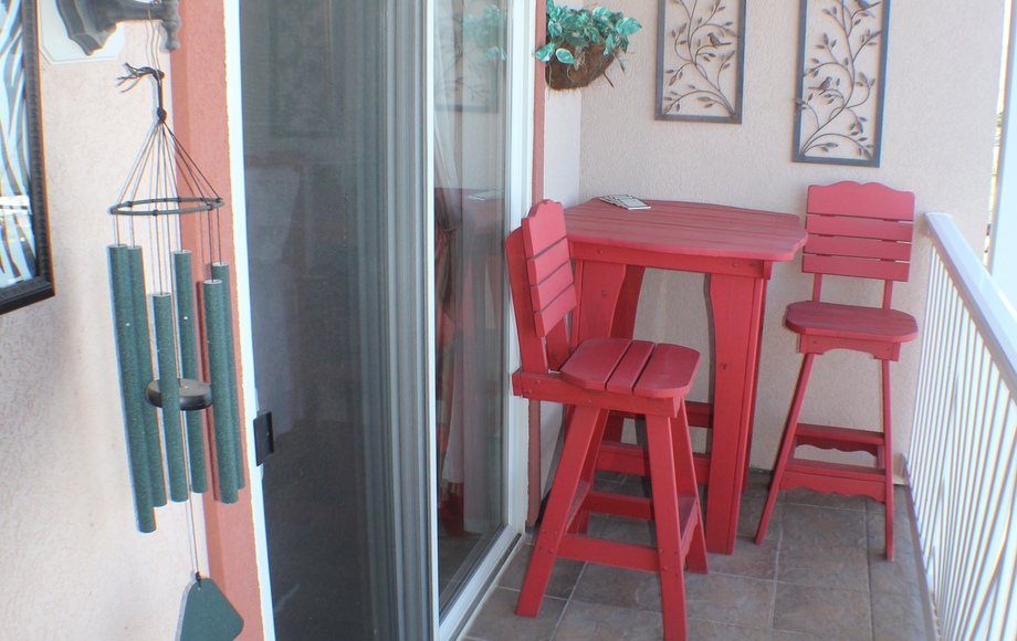 Image for Immacualte 2 BR/2 BA Potomac Riverfront Condo in Colonial Beach, VA.  Only $50K Starting Bid!!