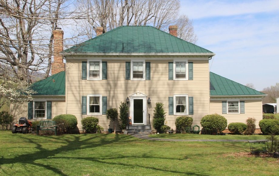 Image for ABSOLUTE: 4BR Home on 7 Scenic Acres