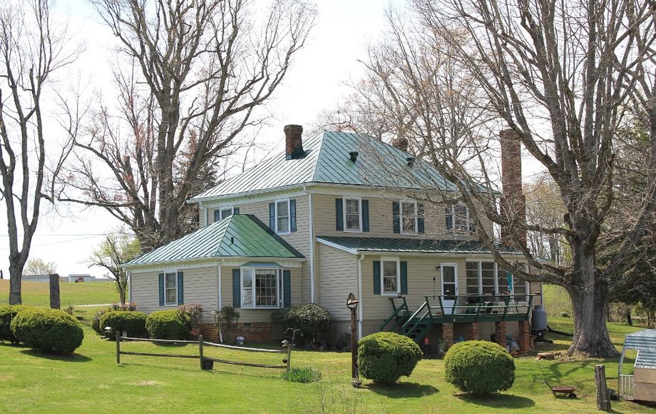 Image for ABSOLUTE: 4BR Home on 7 Scenic Acres