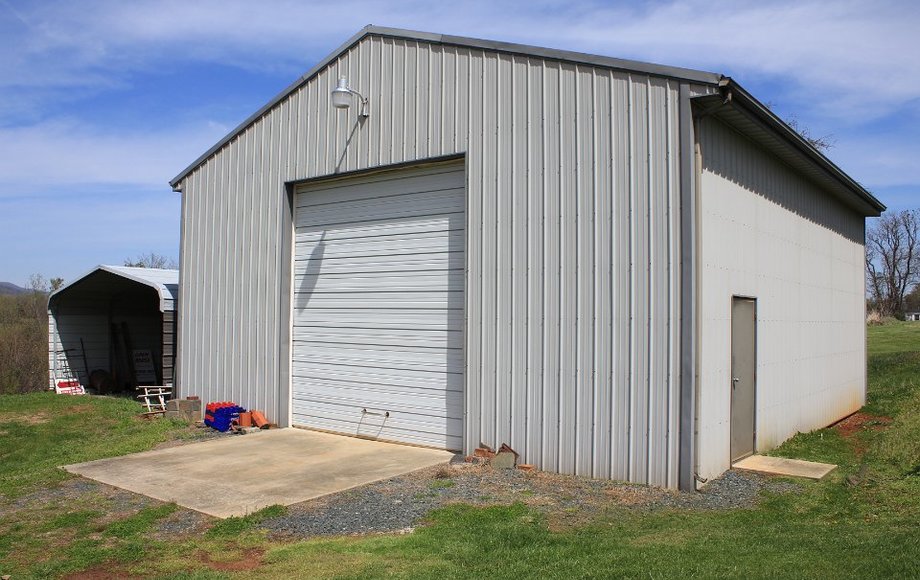 Image for ABSOLUTE: 4BR Home on 7 Scenic Acres