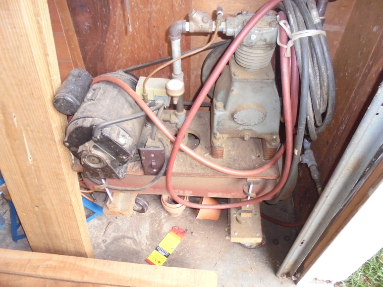 Image for ESTATE AUCTION