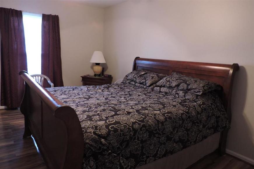 Image for 775 N Augusta Avenue