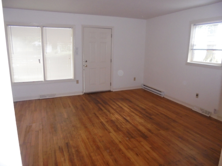 Image for 2-REAL ESTATE AUCTIONS