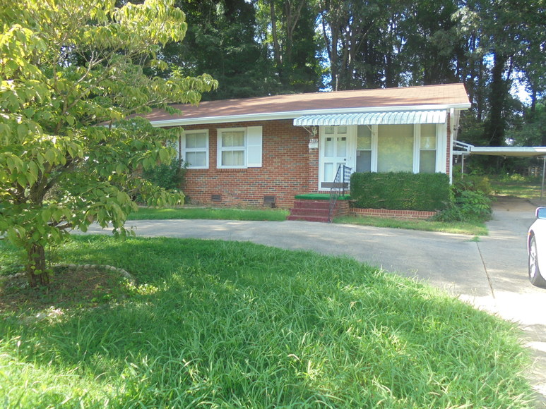 Image for REAL ESTATE AUCTION~UNDER CONTRACT