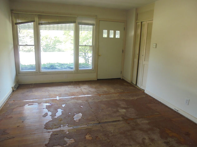 Image for REAL ESTATE AUCTION~UNDER CONTRACT