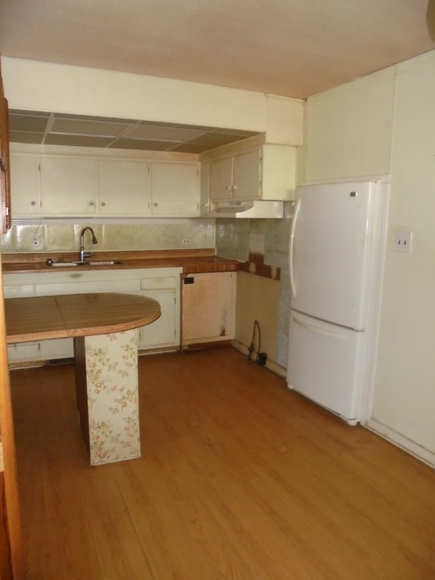 Image for REAL ESTATE AUCTION~UNDER CONTRACT