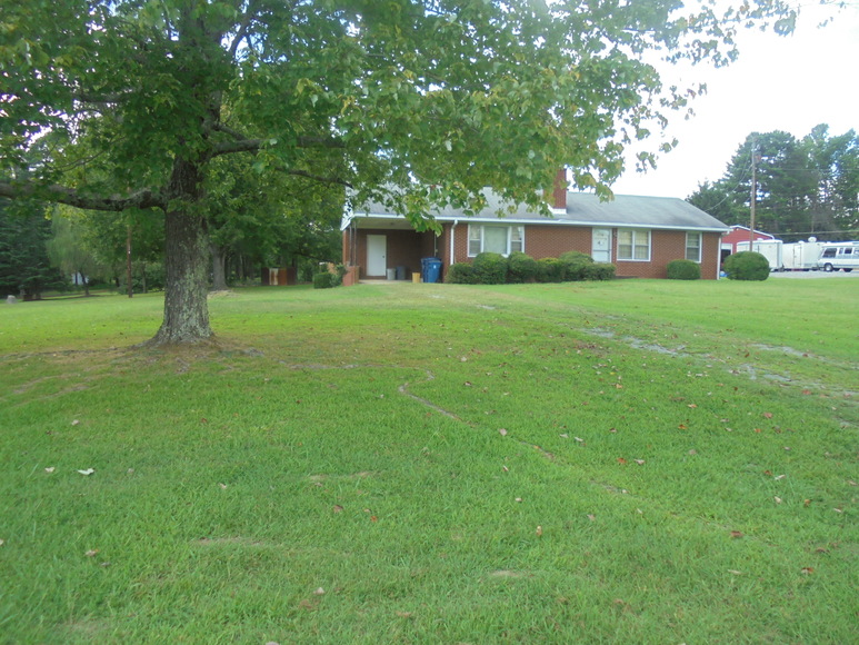 Image for REAL ESTATE AUCTION~UNDER CONTRACT