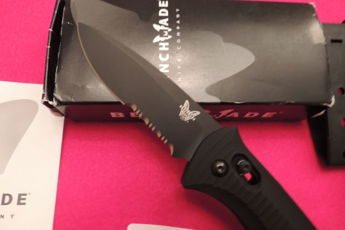 Image for Collector Knife Auction