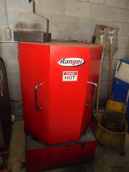 Image for AUTO MECHANIC SHOP AUCTION~