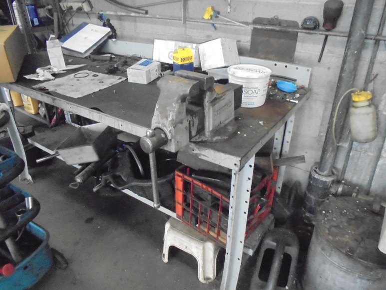 Image for AUTO MECHANIC SHOP AUCTION~