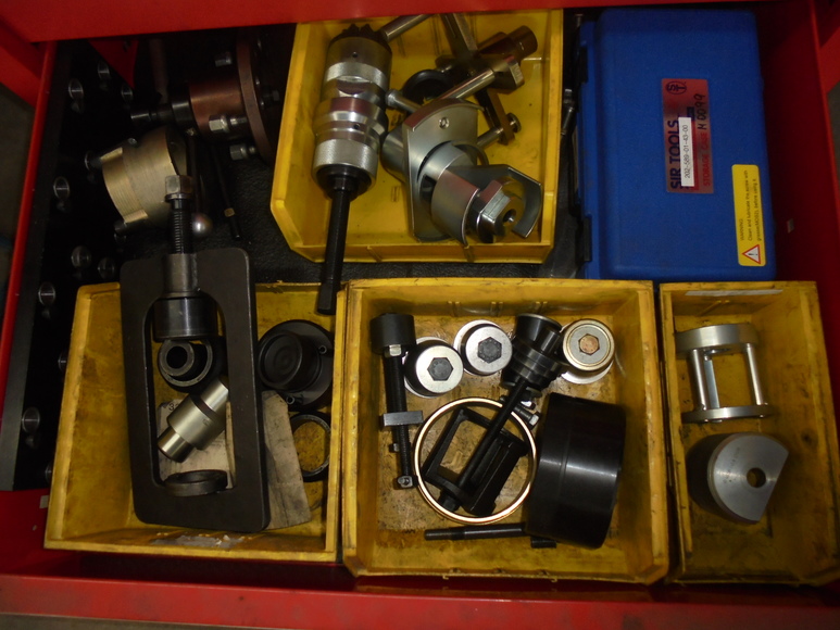 Image for AUTO MECHANIC SHOP AUCTION~