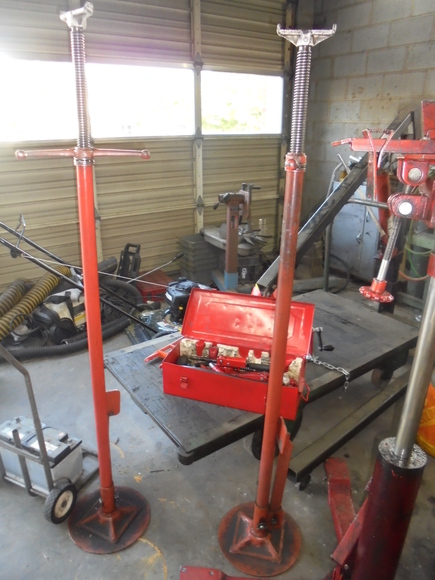 Image for AUTO MECHANIC SHOP AUCTION~