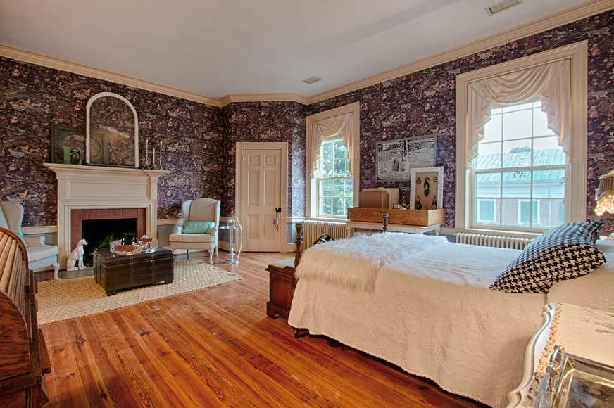 Image for Eagle House Mansion (click)