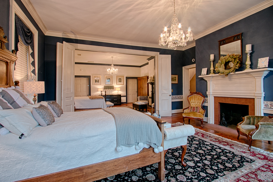 Image for Eagle House Mansion (click)