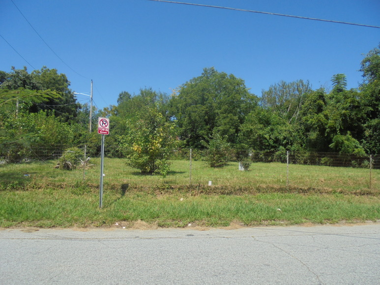 Image for ALL UNDER CONTRACT~REAL ESTATE AUCTIONS (HOUSE, COMMERCIAL BUILDING, 7-VACANT LOTS, SOME PERSONAL PROPERTY)